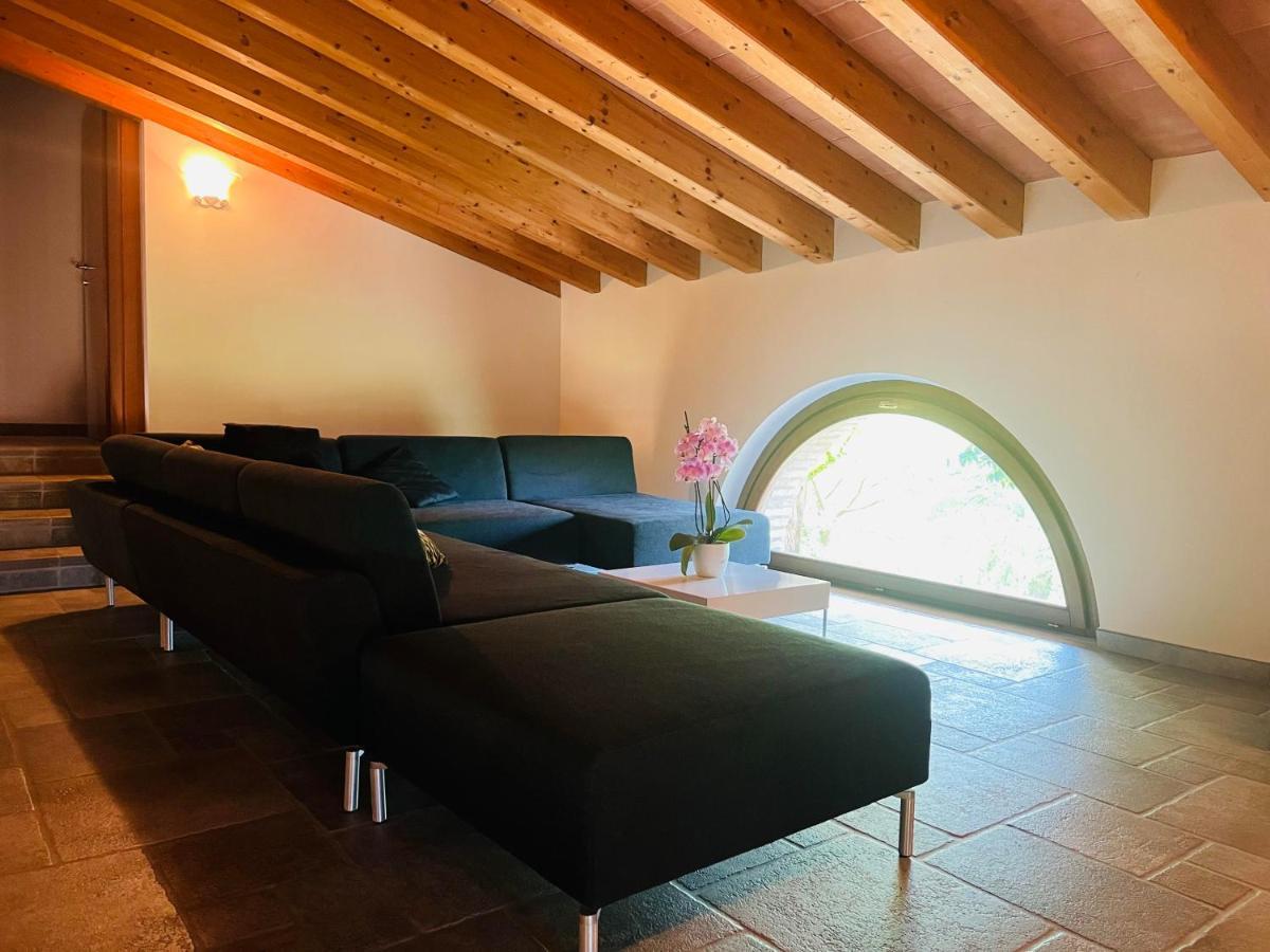 Vila Il Borgo Fra I Laghi Monzambano Exteriér fotografie