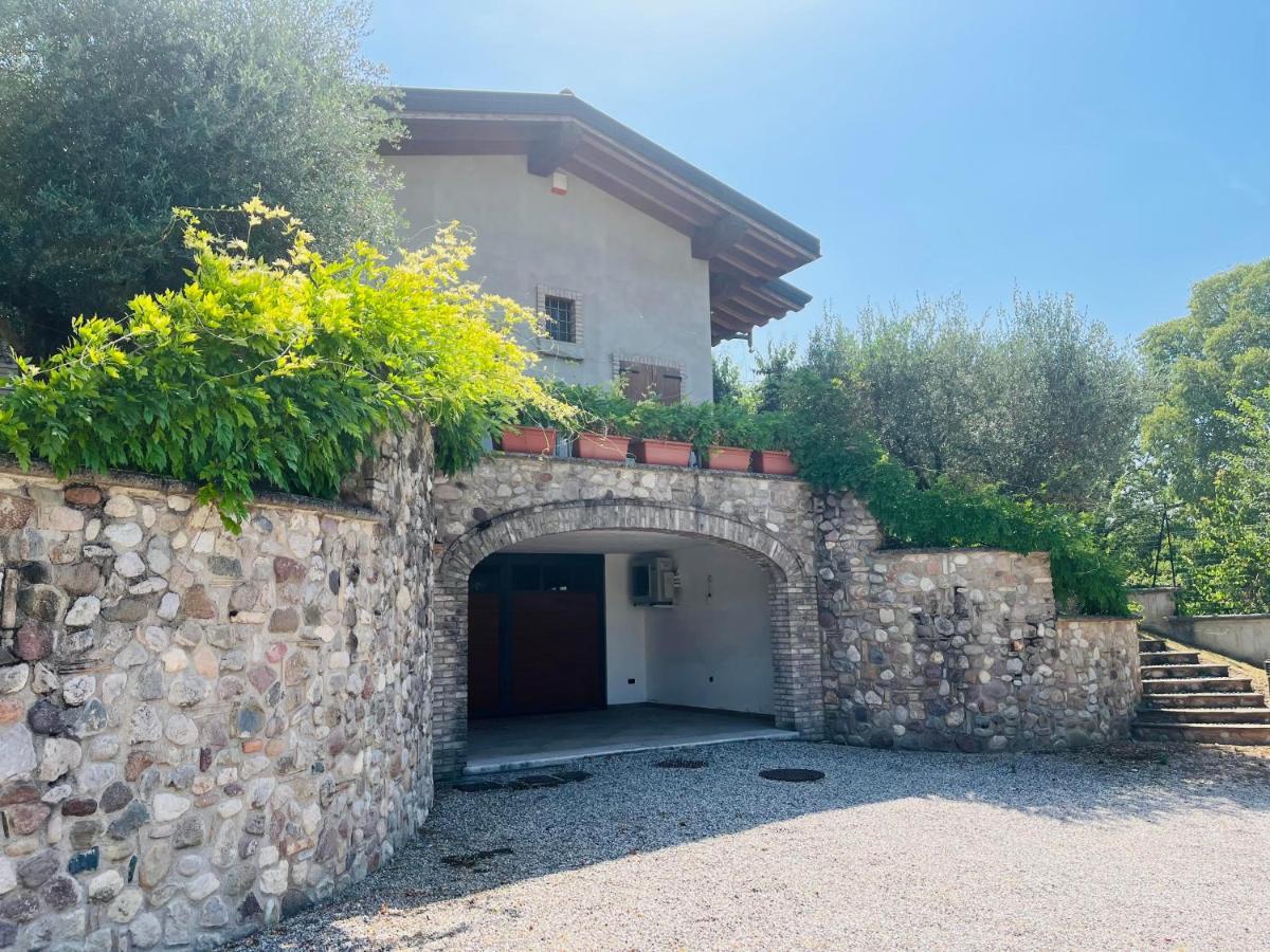Vila Il Borgo Fra I Laghi Monzambano Exteriér fotografie